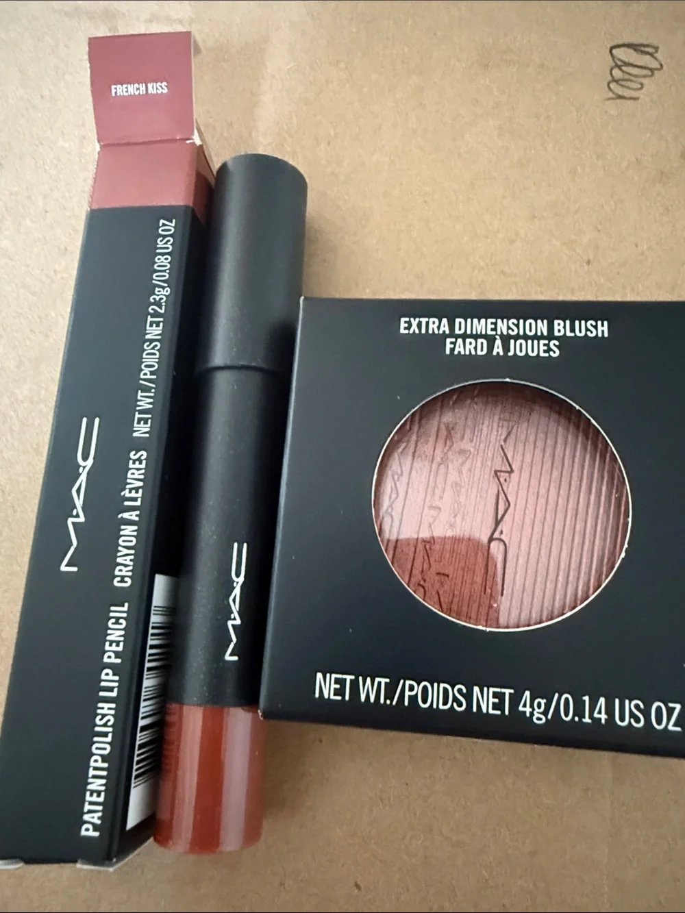 MAC Cosmetics Extra Dimension Blush & Patentpolish Lip Pencil Duo in Pink/Brown